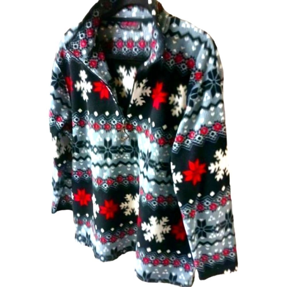 ESSENTIALS Plus Size 1/2 zip Snowflake Design Pullover. - Picture 2 of 10
